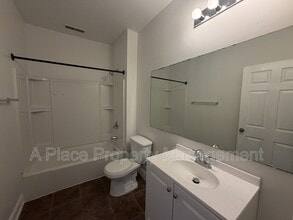 6318 Cabanne Ave in University City, MO - Building Photo - Building Photo