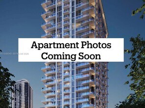 11 NE 6th St, Unit 1607 in Miami, FL - Foto de edificio - Building Photo