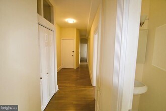 2743 St Paul St in Baltimore, MD - Building Photo - Building Photo