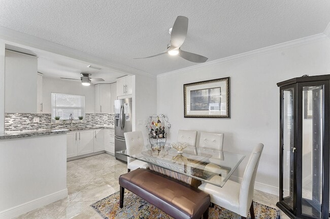 5037 Lakefront Blvd in Delray Beach, FL - Building Photo - Building Photo