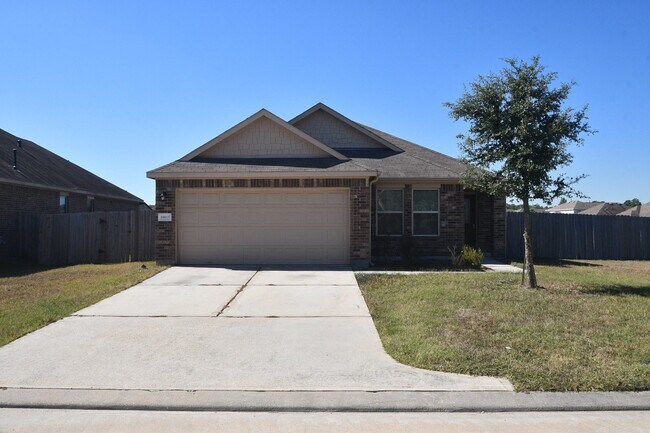 10015 Bitternut Hickory Ln in Tomball, TX - Building Photo - Building Photo