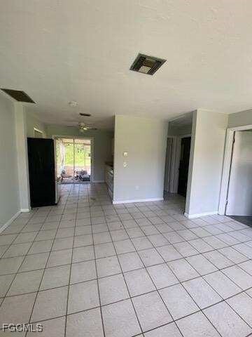 2038 Eloise Cir in North Fort Myers, FL - Building Photo - Building Photo