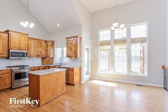 9014 N Hull Ave in Kansas City, MO - Building Photo - Building Photo