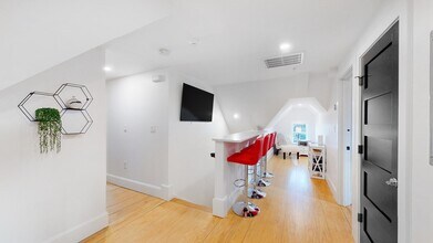 659 South St in Waltham, MA - Building Photo - Building Photo