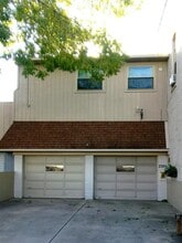 230 S Chicago St in Lincoln, IL - Building Photo - Building Photo