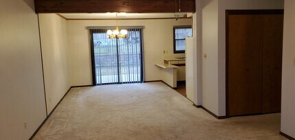 220 N Sunnyside Ct in Columbia, MO - Building Photo - Building Photo