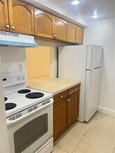 14311 N Kendall Dr in Miami, FL - Building Photo - Building Photo