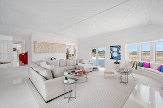 64 West End Rd in East Hampton, NY - Building Photo - Building Photo