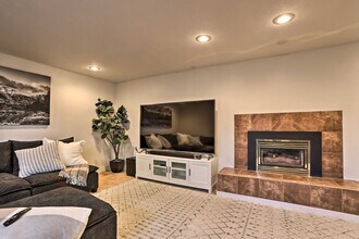 930 Canyon Ave in Idaho Falls, ID - Building Photo - Building Photo