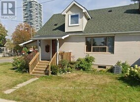 26 Trueman St in Brampton, ON - Building Photo