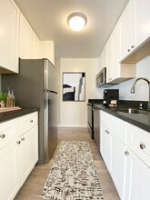 Park Hill in San Rafael, CA - Building Photo - Building Photo