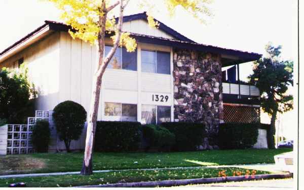 1329 Fashion Ln in Anaheim, CA - Building Photo - Building Photo