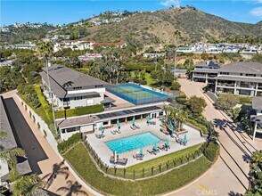 3 Blue Lagoon in Laguna Beach, CA - Building Photo - Building Photo