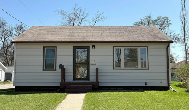 property at 910 11th St SE