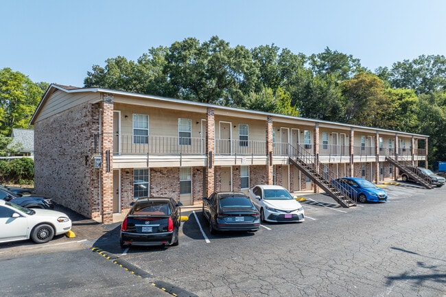 The Apartments at Lake Hill in Vicksburg, MS - Foto de edificio - Building Photo