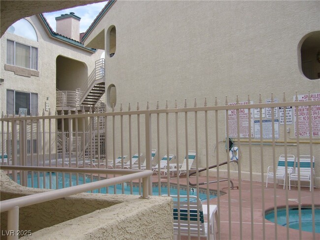 701 Capri Dr in Boulder City, NV - Building Photo - Building Photo