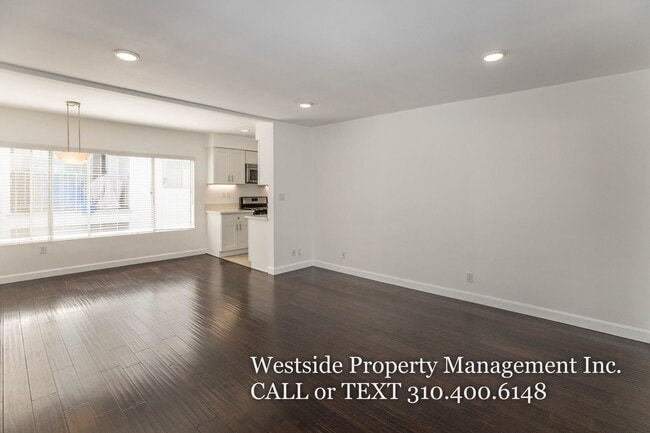 property at 1119 Lincoln Blvd