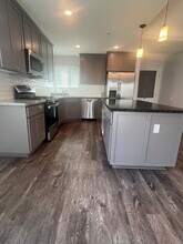 1547 Lacey Ln in Redding, CA - Building Photo - Building Photo