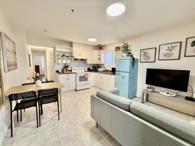 property at 759 E 51st Ave