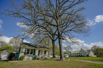 3308 Wood St in Texarkana, TX - Building Photo - Building Photo