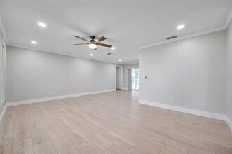 8789 Maplewood Rd in Seminole, FL - Building Photo - Building Photo