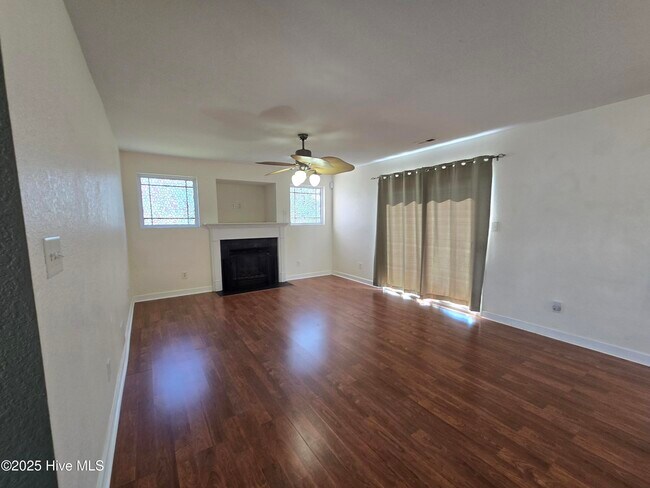 2100 Aydlett Dr in Elizabeth City, NC - Building Photo - Building Photo