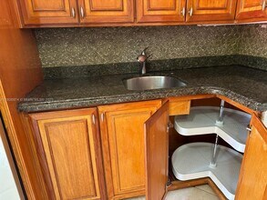 680 NW 82nd Pl in Miami, FL - Building Photo - Building Photo