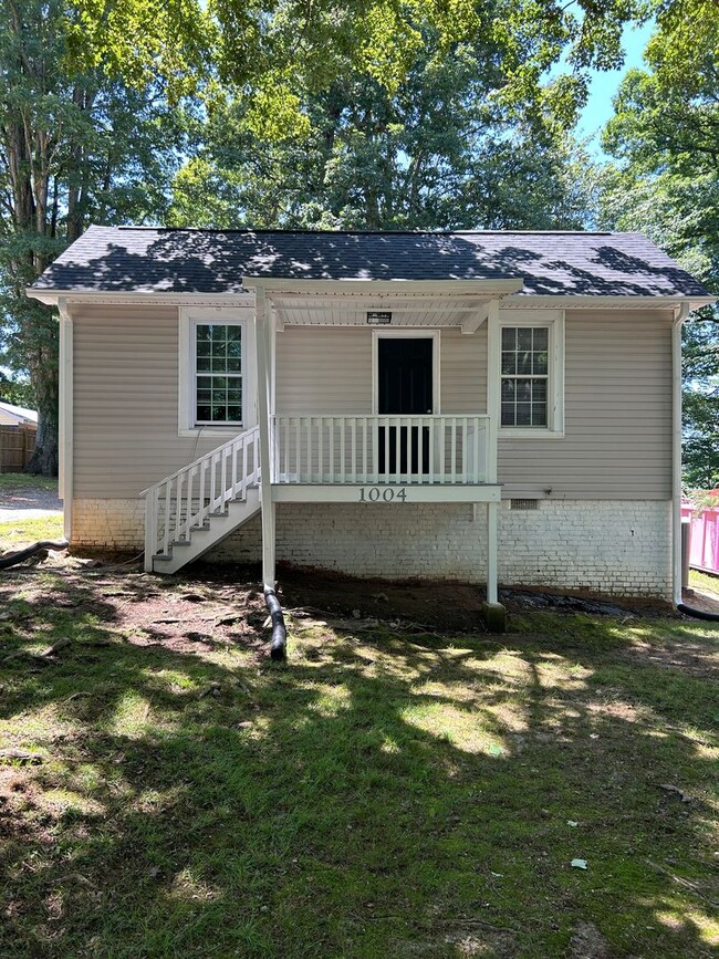 property at 1004 Cayuga St