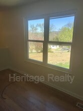 1304 E Woodshire Dr in Knoxville, TN - Building Photo - Building Photo