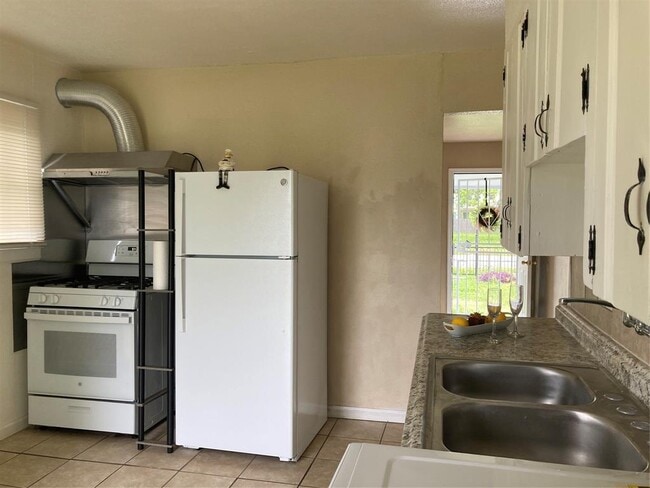 6802 Paris St in Houston, TX - Building Photo - Building Photo