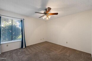 5909 Sunny Palms Ave in Bakersfield, CA - Building Photo