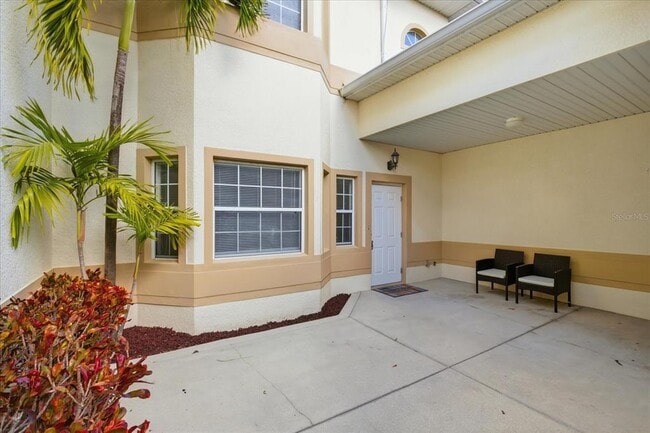 17239 Chateau Pine Way in Clermont, FL - Building Photo - Building Photo