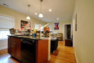 53 Dunboy St in Boston, MA - Building Photo - Building Photo