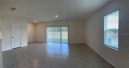 3356 Private Oak Dr in Apopka, FL - Building Photo - Building Photo