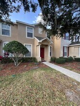 1407 Lyonshire Dr in Zephyrhills, FL - Foto de edificio - Building Photo