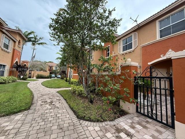 property at 2728 SW 120th Terrace