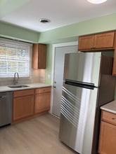 235 Washington Square in Elk Grove Village, IL - Building Photo - Building Photo