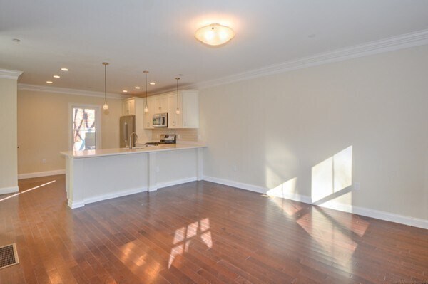 2-10 Tremont Pl in Boston, MA - Building Photo - Building Photo