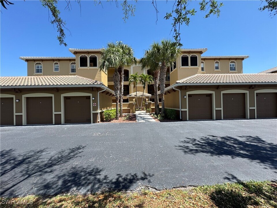 3728 Agualinda Blvd in Cape Coral, FL - Building Photo