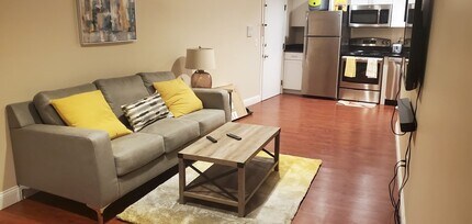 1 Old Colony Rd in Mansfield, MA - Building Photo - Building Photo