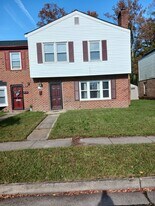 6598 Stoney Point North in Norfolk, VA - Building Photo