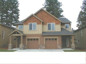 399 SW Garfield Ave in Bend, OR - Building Photo