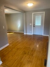 1408 Purvis Ave in Janesville, WI - Foto de edificio - Building Photo