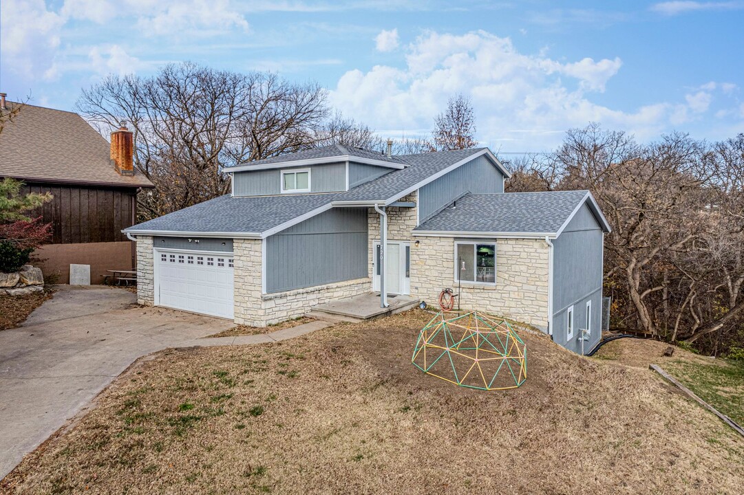 720 Sunshine Ct in Junction City, KS - Building Photo