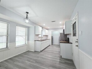 2006 Avalon Ln in Arlington, TX - Building Photo - Building Photo