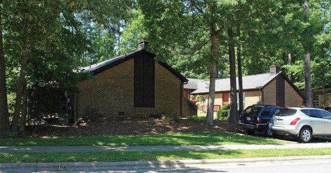 4909 Pebble Beach Dr in Raleigh, NC - Building Photo - Building Photo