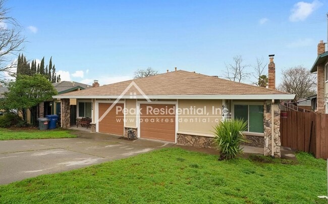 6804 Barbara Lee Cir in Sacramento, CA - Building Photo - Building Photo