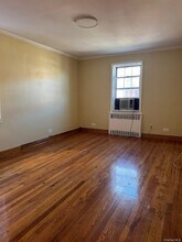 102-40 67th Dr in Queens, NY - Building Photo - Building Photo