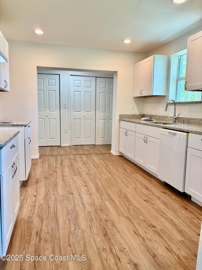 918 Wager Ave in Titusville, FL - Building Photo - Building Photo