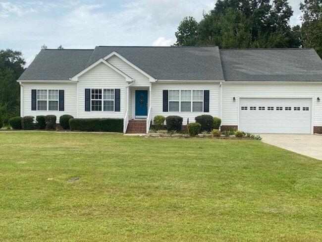 property at 305 Towbridge Ln